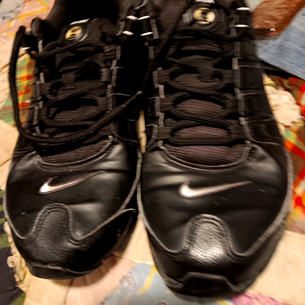 Nike Shok